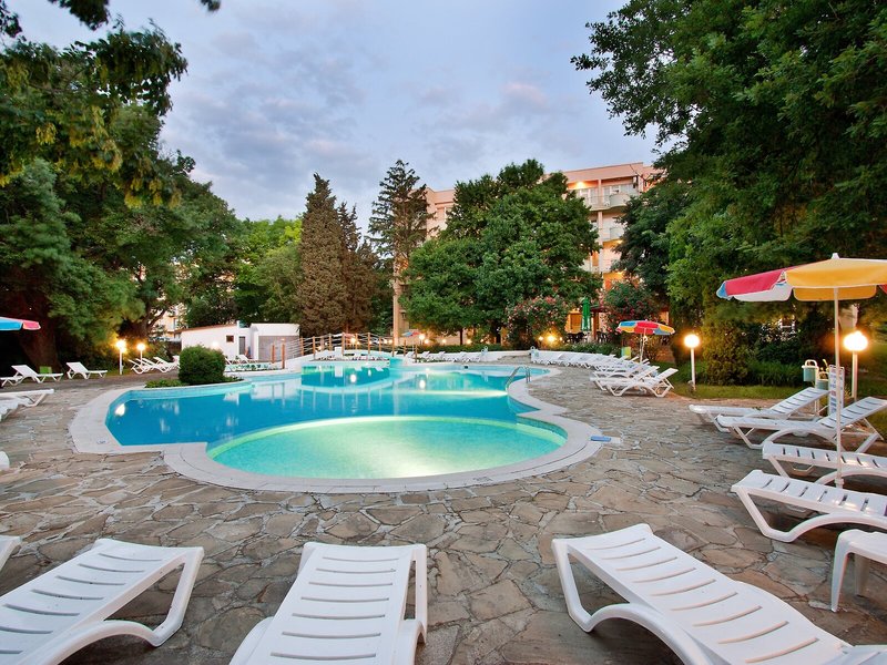 Ljuljak 9 - Outdoor Pool