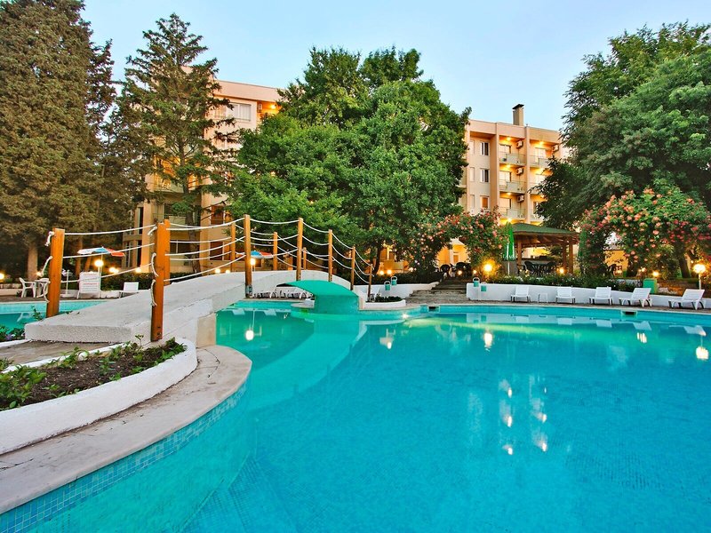 Ljuljak 10 - Outdoor Pool