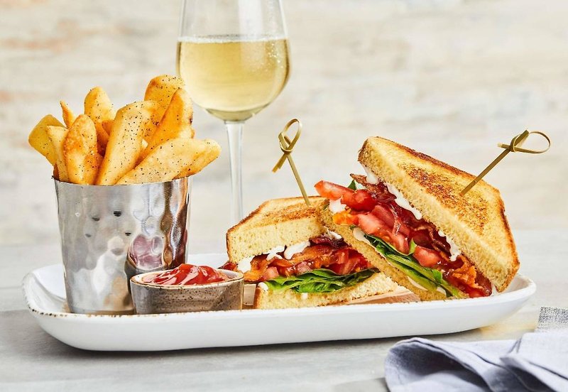 Courtyard Tampa Westshore/Airport 3