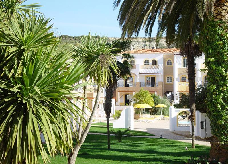 Luz Bay Club Beach & Sun Hotel 2