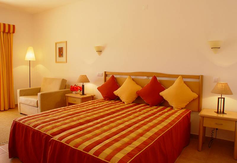 Luz Bay Club Beach & Sun Hotel 6
