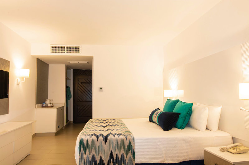 Leopard Beach Resort & Spa 17