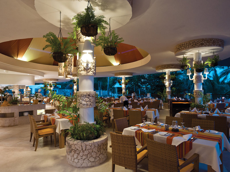 Leopard Beach Resort & Spa 20