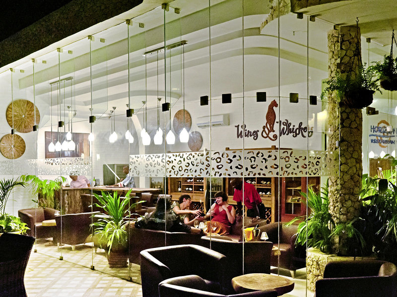 Leopard Beach Resort & Spa 28