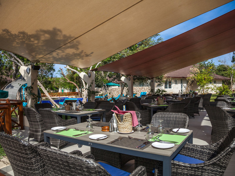 Leopard Beach Resort & Spa 37