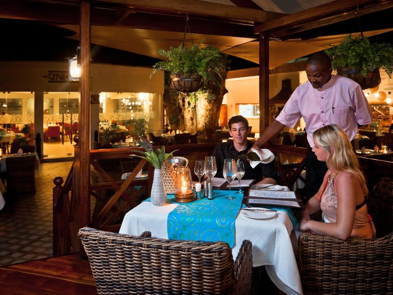 Leopard Beach Resort & Spa 40