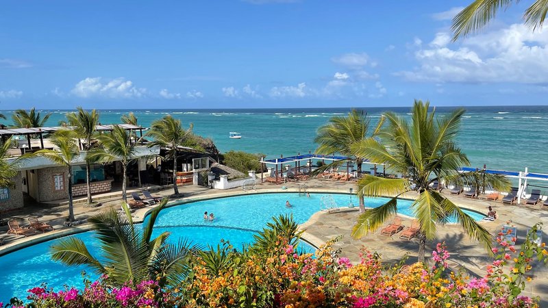 Leopard Beach Resort & Spa 2