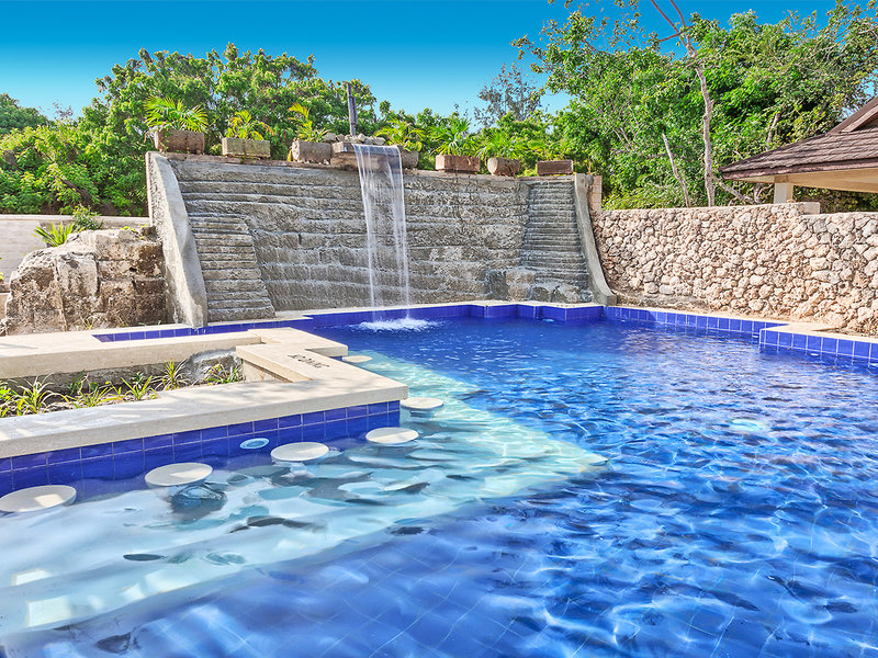 Leopard Beach Resort & Spa 5