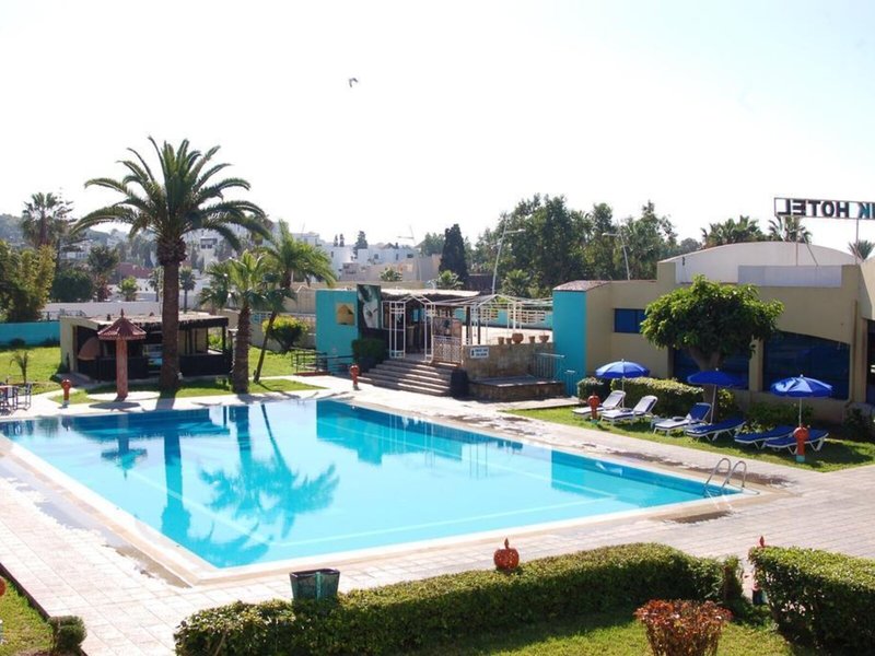 Mabrouk Hotel & Suites 9