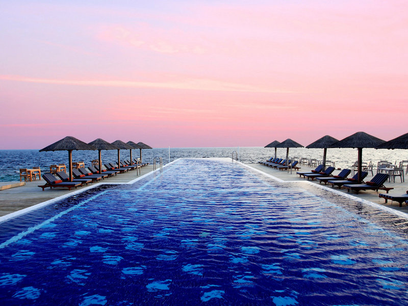 Machchafushi Island Resort & Spa Maldives, The Centara Collection 12