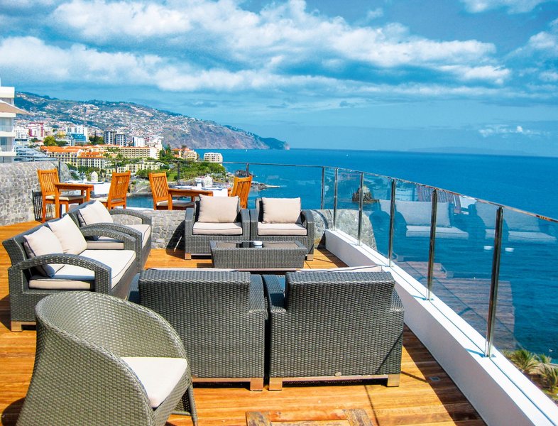 Madeira Regency Cliff 4