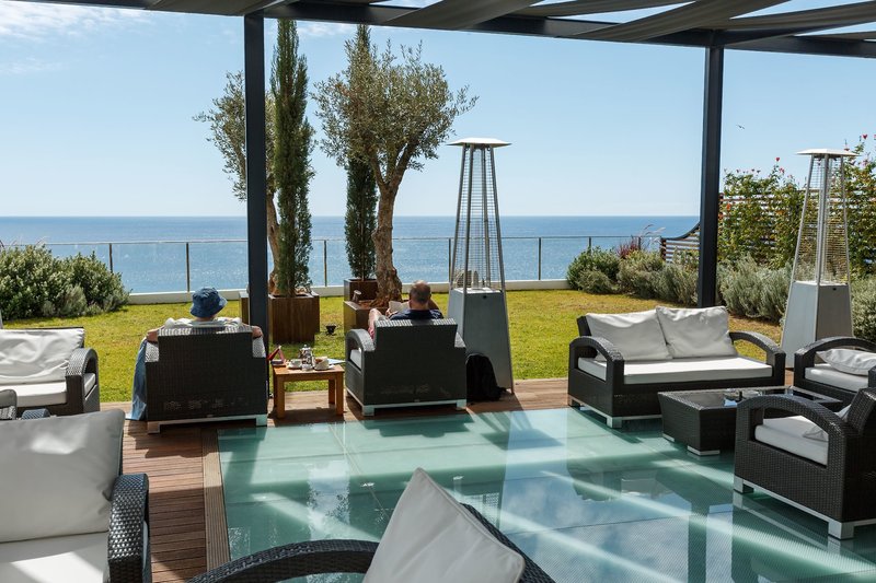 Madeira Regency Cliff 6