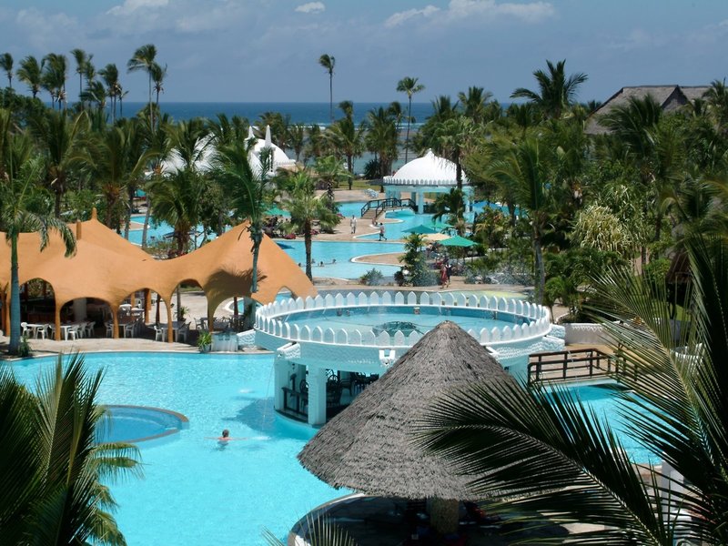 Southern Palms Beach Resort 2