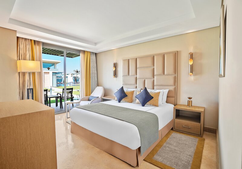 Rixos Premium Magawish Suites & Villas 11