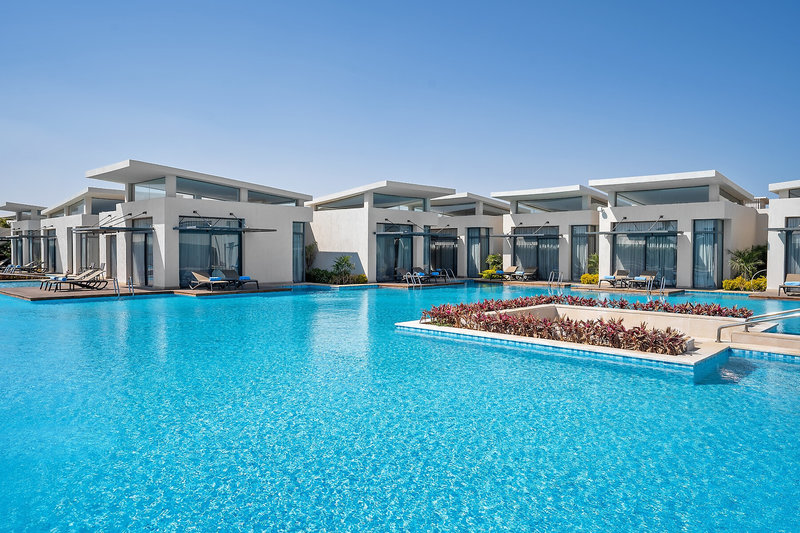 Rixos Premium Magawish Suites & Villas 4