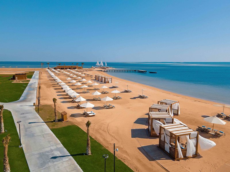 Rixos Premium Magawish Suites & Villas 40