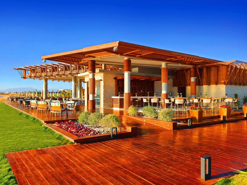 Rixos Premium Magawish Suites & Villas 44