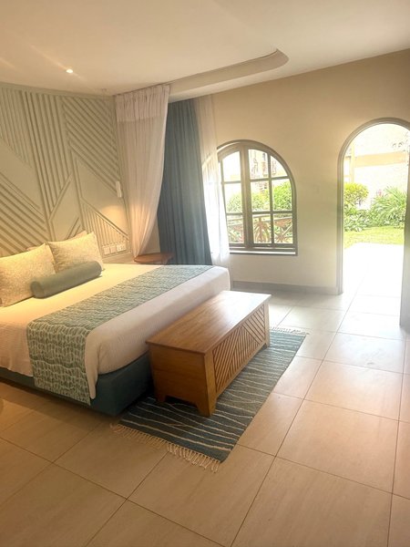 Neptune Paradise Beach Resort & Spa 11