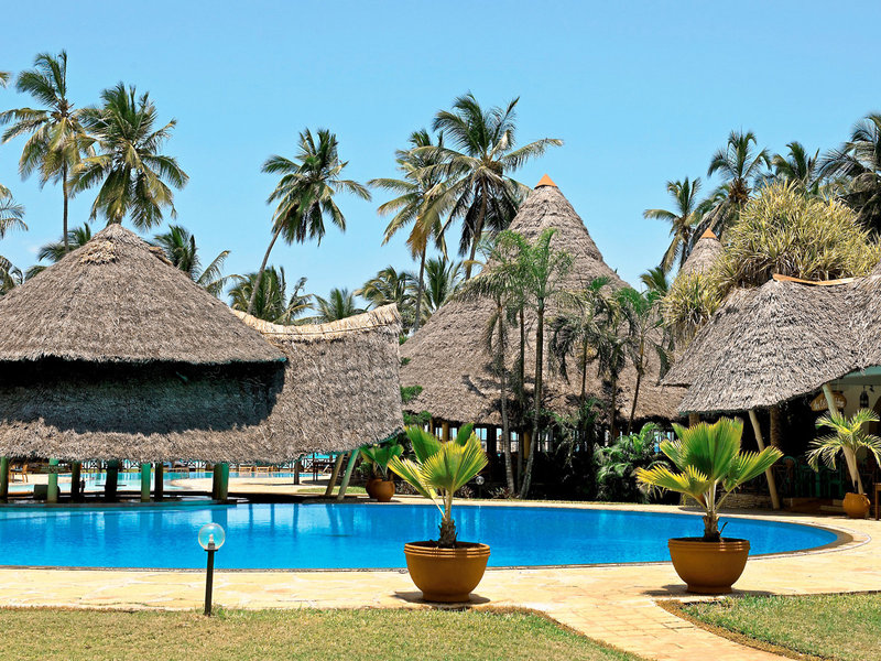 Neptune Paradise Beach Resort & Spa 9