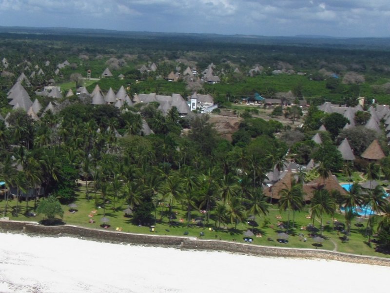 Neptune Paradise Beach Resort & Spa 3
