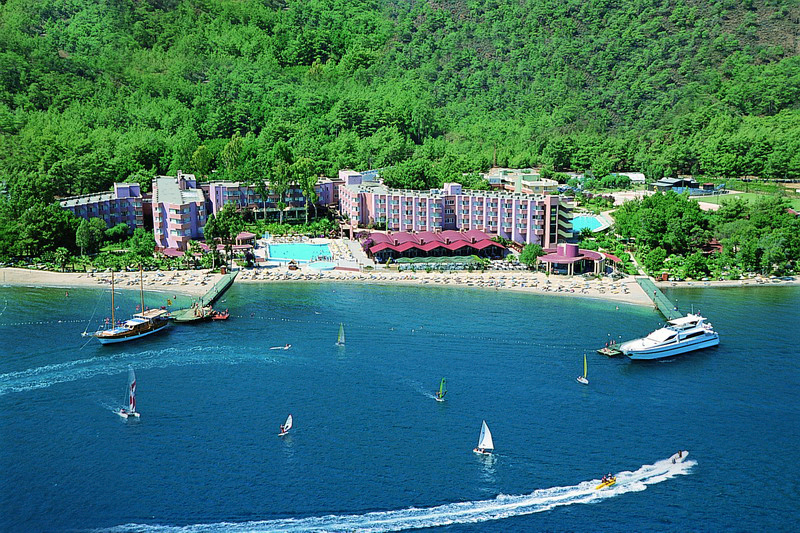 Fortezza Beach Resort 2