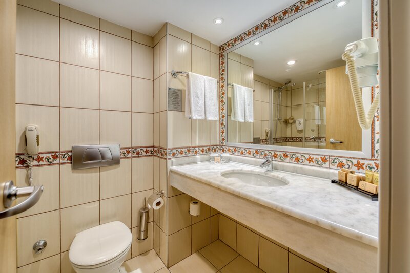 Seven Seas Hotel Life 23