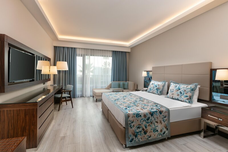 Seven Seas Hotel Life 96