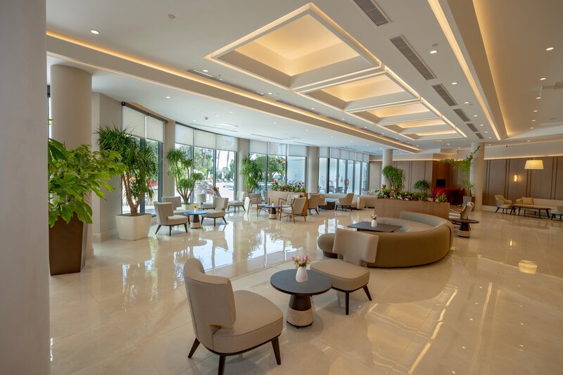Seven Seas Hotel Life 93
