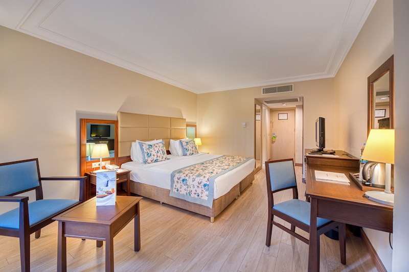 Seven Seas Hotel Life 206