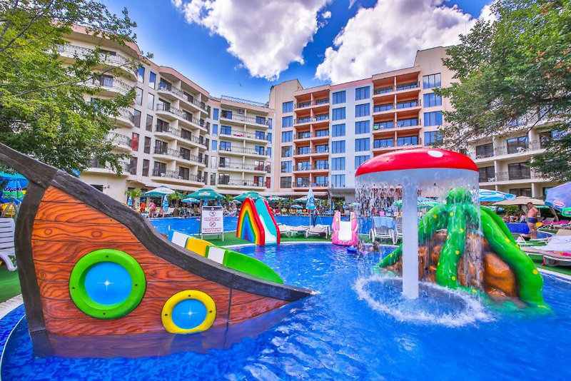 Prestige Deluxe Hotel Aquapark Club 4