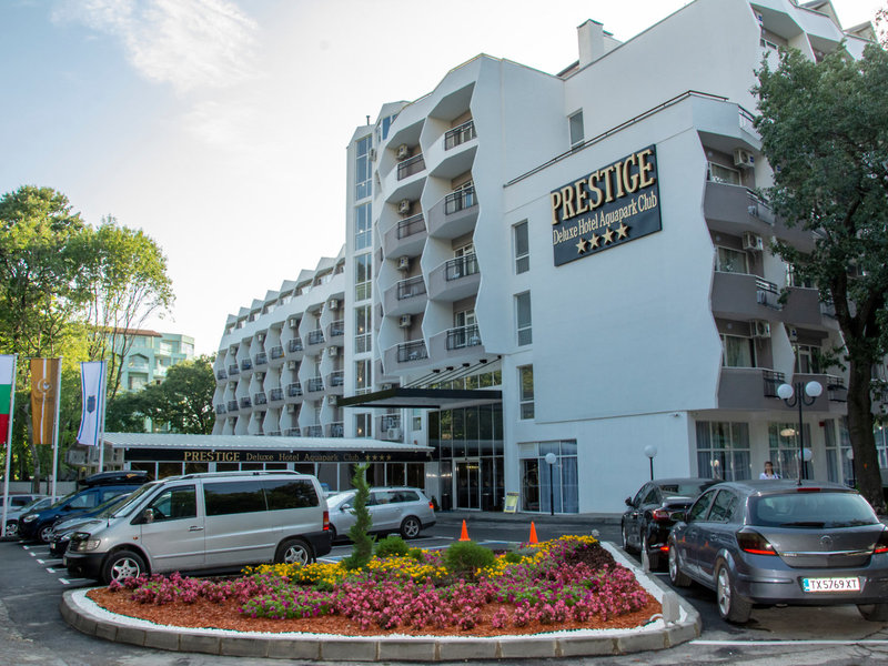 Prestige Deluxe Aquapark Club  9