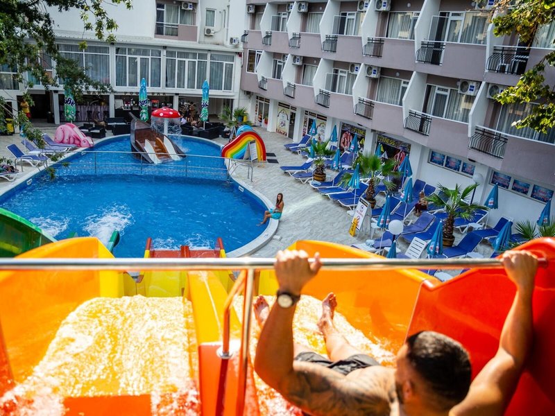 Prestige Deluxe Aquapark Club  39