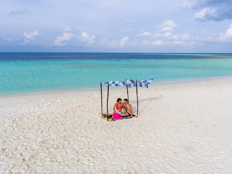 Makunudu Island 13