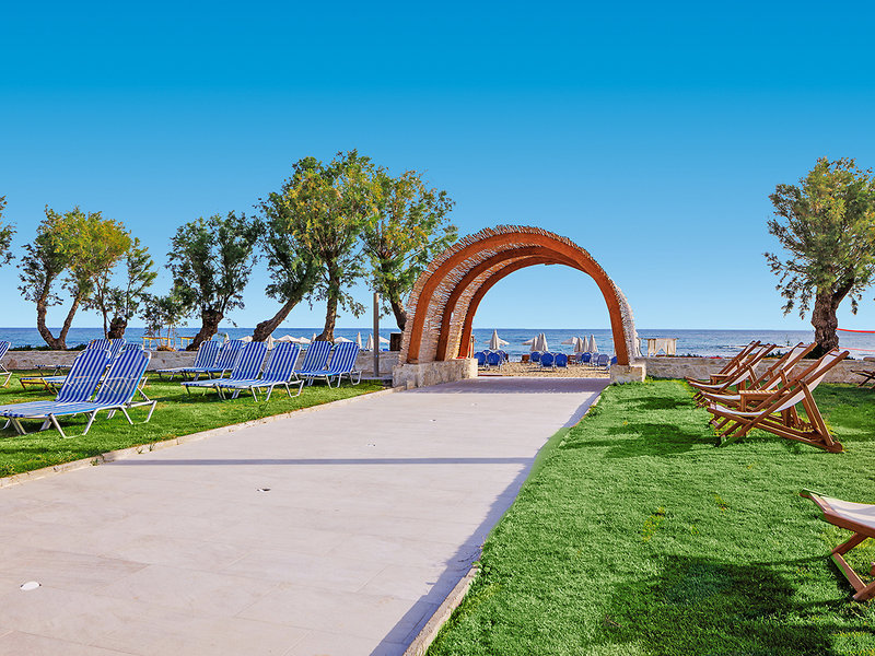 Malia Bay Beach Hotel & Bungalows 8