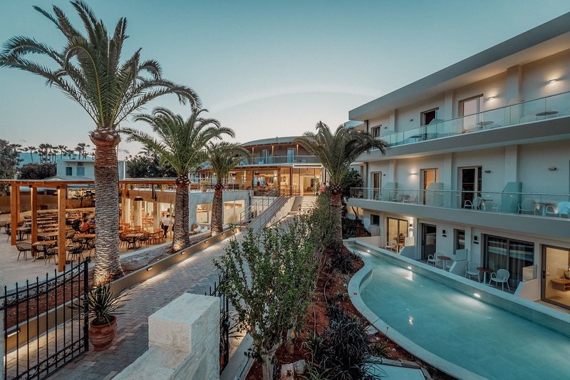 Malia Bay Beach Hotel & Bungalows 10