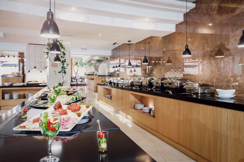 Malia Bay Beach Hotel & Bungalows 25