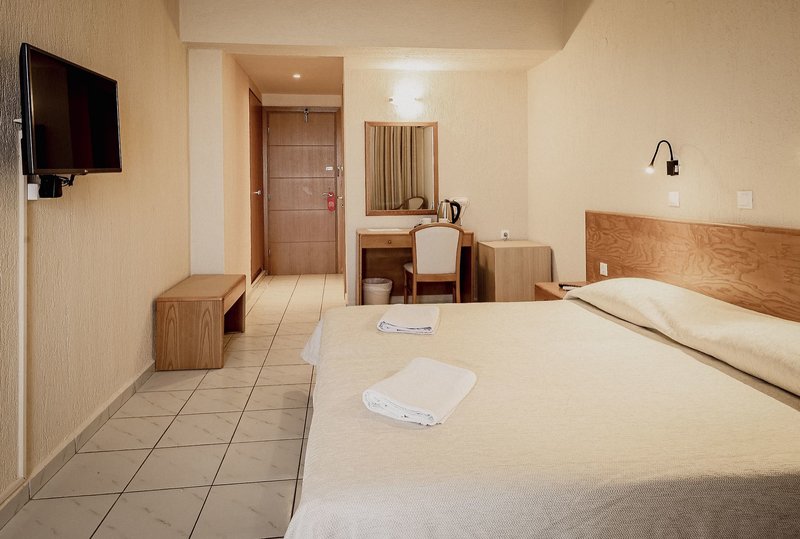Malia Bay Beach Hotel & Bungalows 32