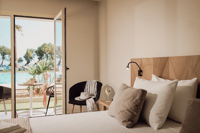 Malia Bay Beach Hotel & Bungalows 36