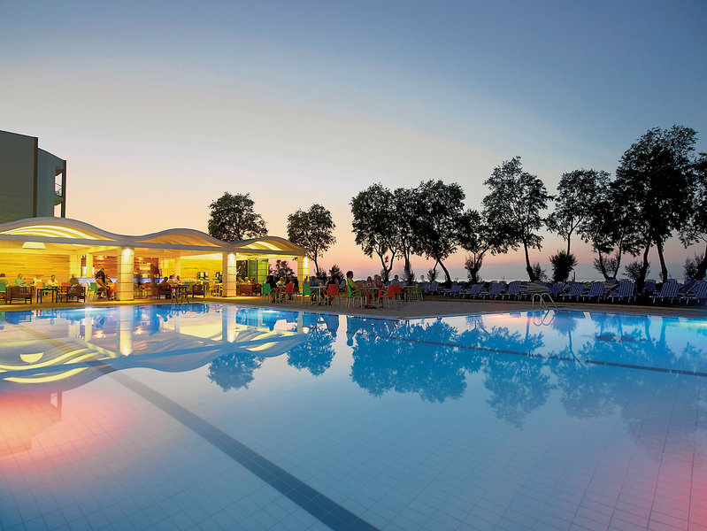 Malia Bay Beach Hotel & Bungalows 6