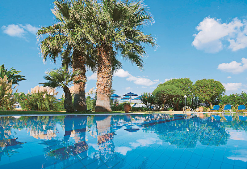 Malia Bay Beach Hotel & Bungalows 10