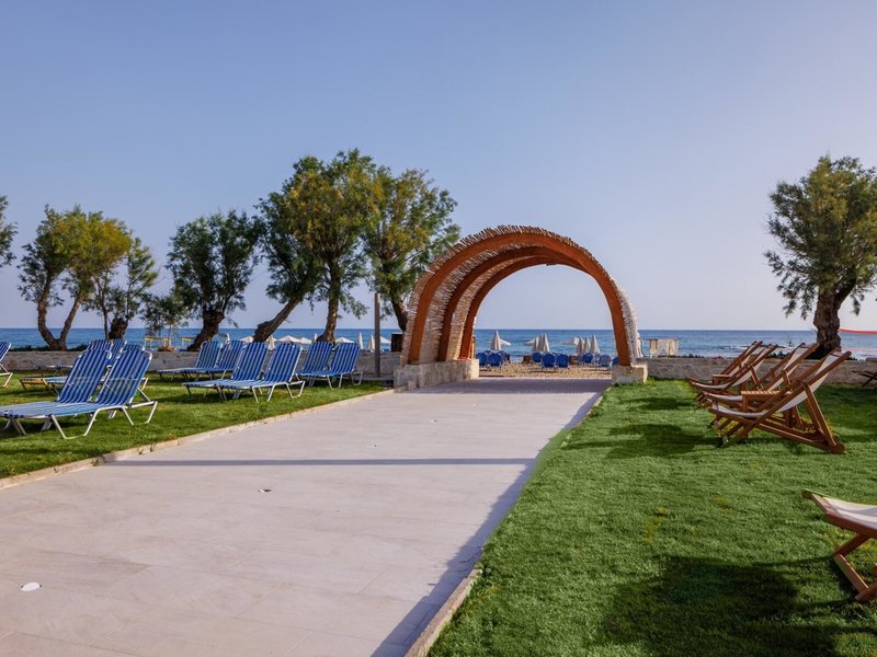 Malia Bay Beach Hotel & Bungalows 3 - Beach