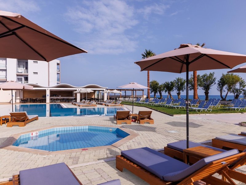 Malia Bay Beach Hotel & Bungalows 15 - Outdoor Pool