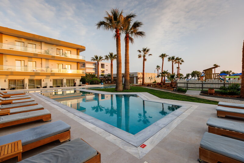 Malia Bay Beach Hotel & Bungalows 6