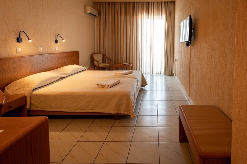 Malia Bay Beach Hotel & Bungalows 17
