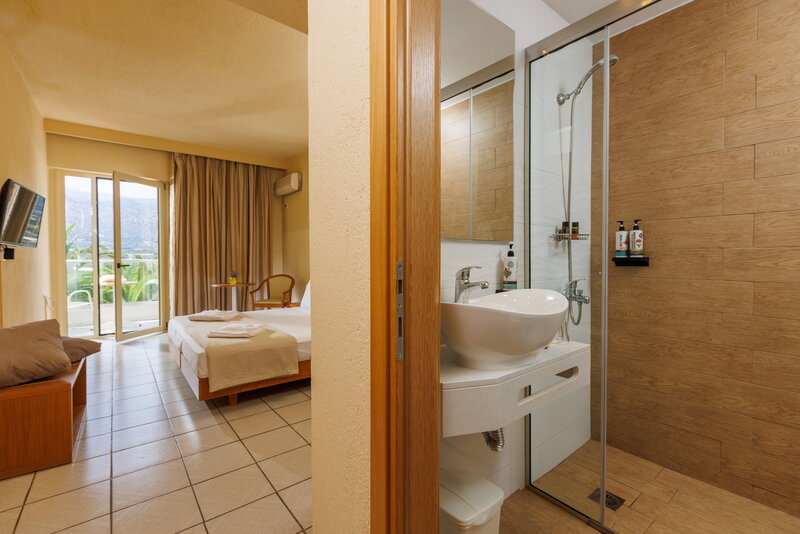 Malia Bay Beach Hotel & Bungalows 20
