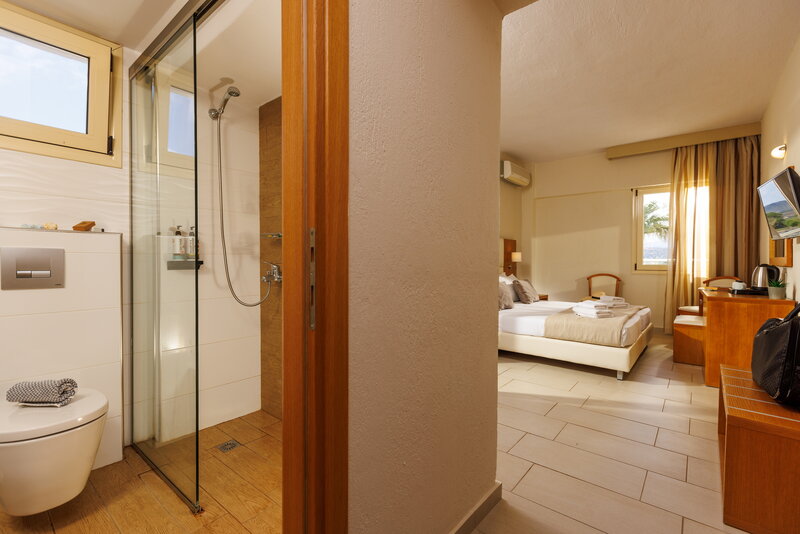 Malia Bay Beach Hotel & Bungalows 25