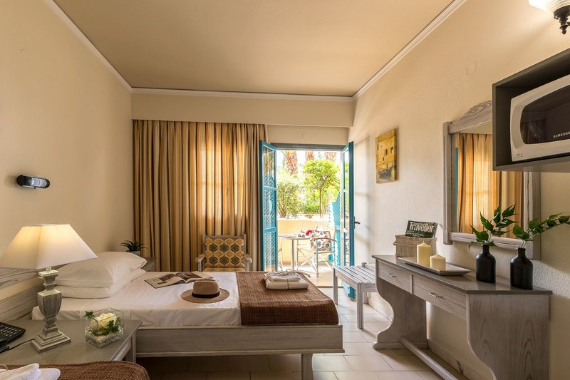 Dedalos Hotel 18