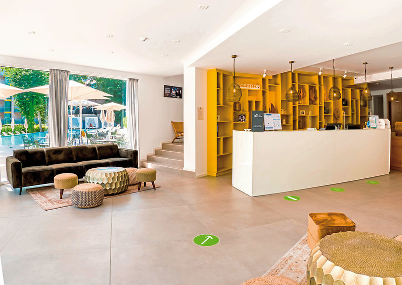 ibis Styles Golden Sands Roomer Hotel 5