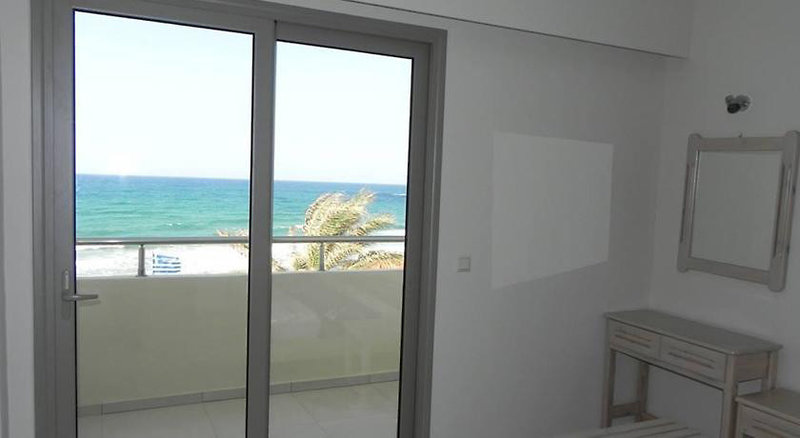 Malliotakis Beach Hotel 7