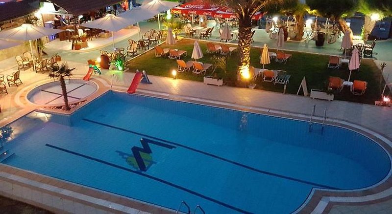 Malliotakis Beach Hotel 8